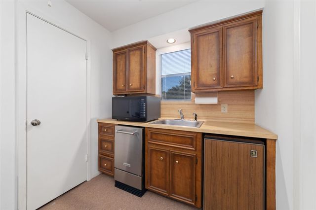 3826 Pleasant Valley Drive, Missouri City, TX 77459