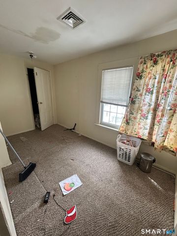 127 Rangely Street, West Haven, CT 06516