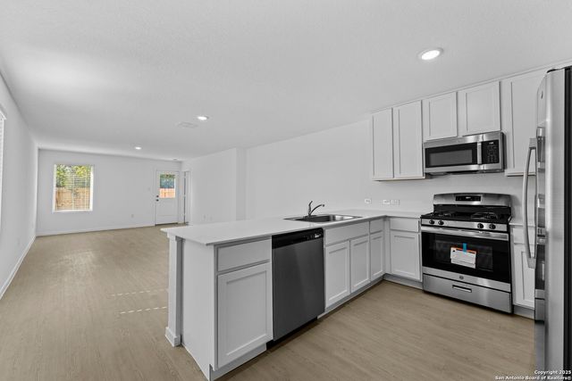 7242 Brownleaf dr, San Antonio, TX 78227