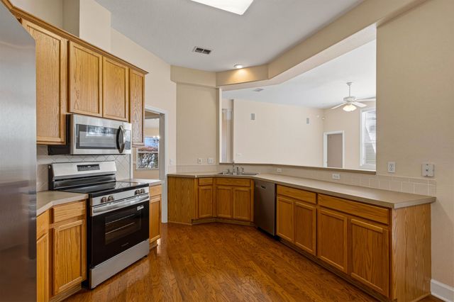 4869 Lake Park Drive, Tallahassee, FL 32311