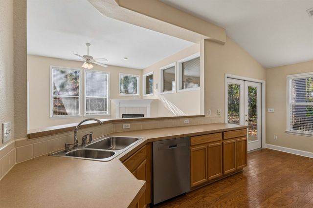 4869 Lake Park Drive, Tallahassee, FL 32311