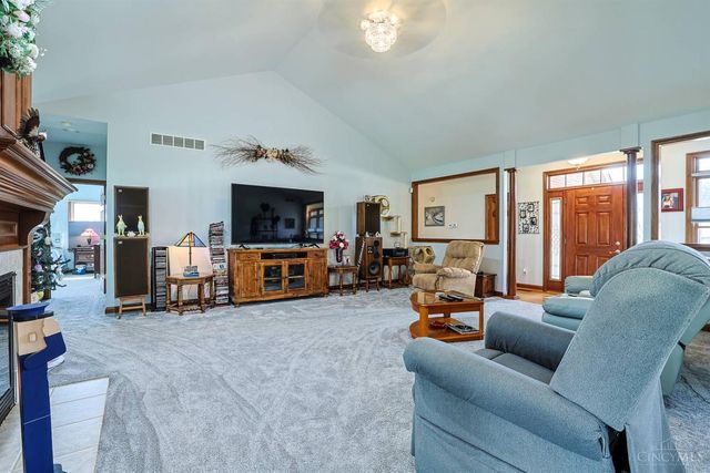 1305 Courtney Drive, Hamilton, OH 45013