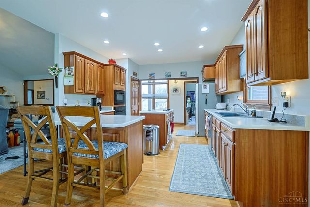 1305 Courtney Drive, Hamilton, OH 45013