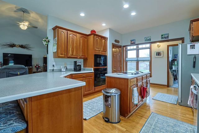 1305 Courtney Drive, Hamilton, OH 45013