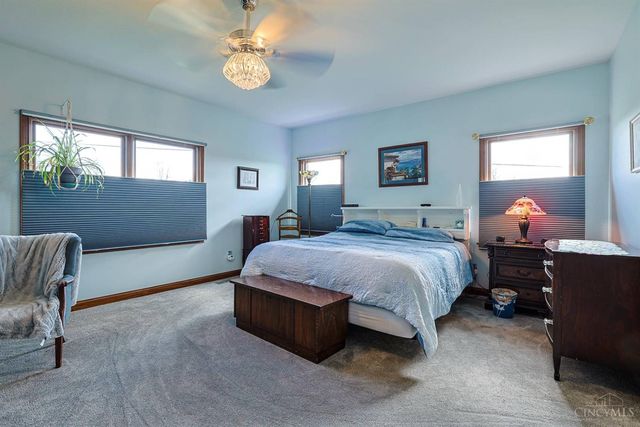 1305 Courtney Drive, Hamilton, OH 45013