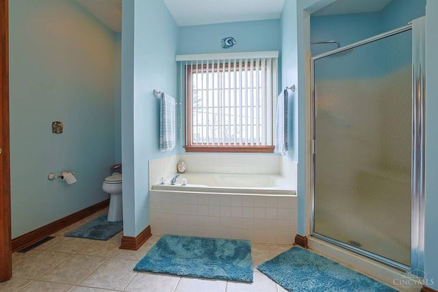 1305 Courtney Drive, Hamilton, OH 45013