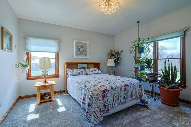 1305 Courtney Drive, Hamilton, OH 45013