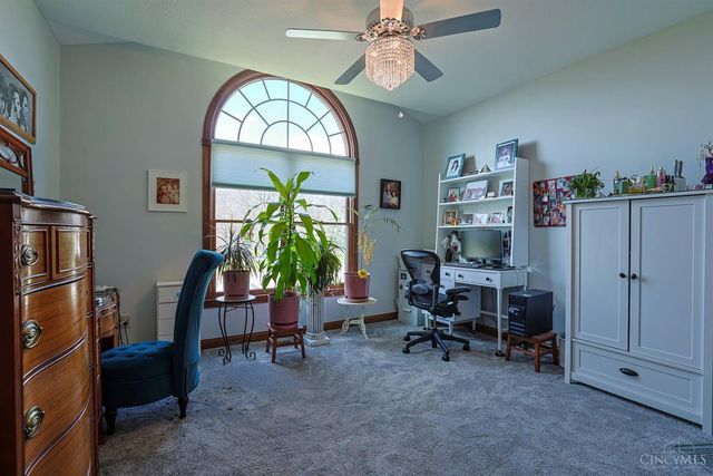 1305 Courtney Drive, Hamilton, OH 45013