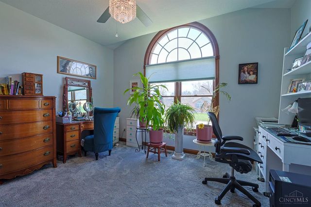 1305 Courtney Drive, Hamilton, OH 45013