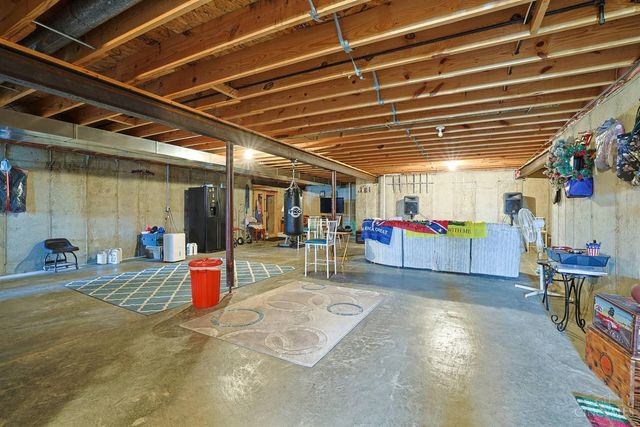 1305 Courtney Drive, Hamilton, OH 45013