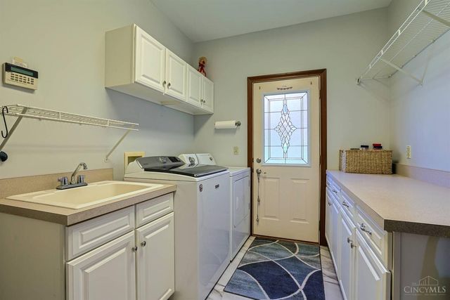 1305 Courtney Drive, Hamilton, OH 45013