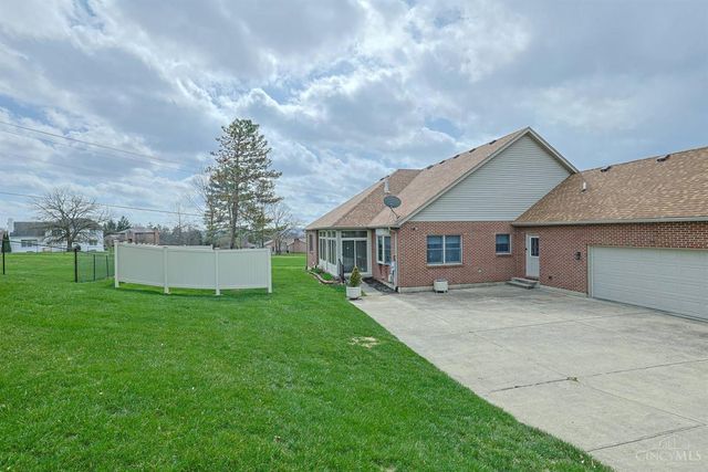 1305 Courtney Drive, Hamilton, OH 45013
