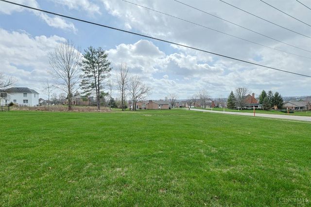 1305 Courtney Drive, Hamilton, OH 45013