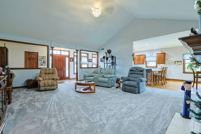 1305 Courtney Drive, Hamilton, OH 45013