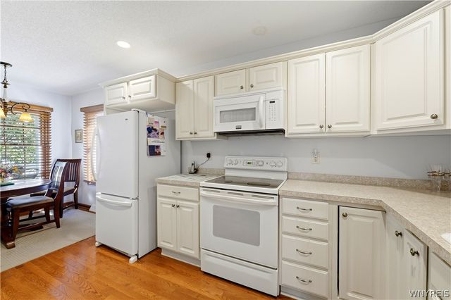 22 Allie Lane, Hamburg, NY 14075