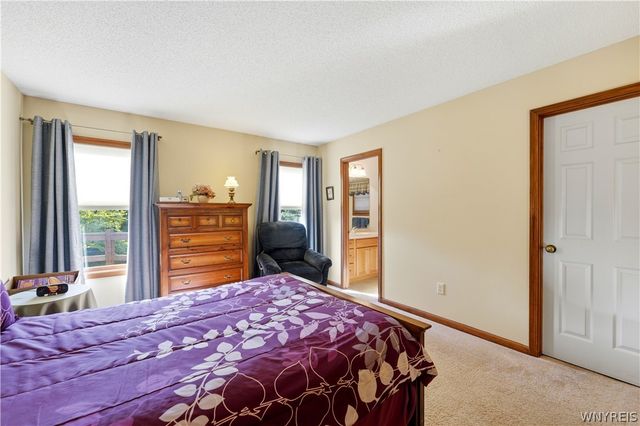 22 Allie Lane, Hamburg, NY 14075