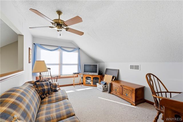 22 Allie Lane, Hamburg, NY 14075
