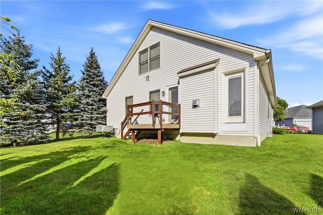 22 Allie Lane, Hamburg, NY 14075