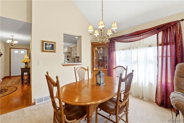22 Allie Lane, Hamburg, NY 14075