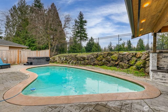 14801 SE Fairwood Boulevard, Renton, WA 98058