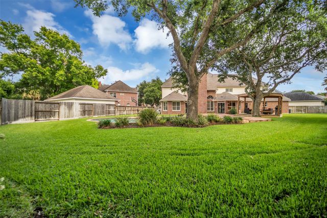 3306 Seminole Court, Sugar Land, TX 77479
