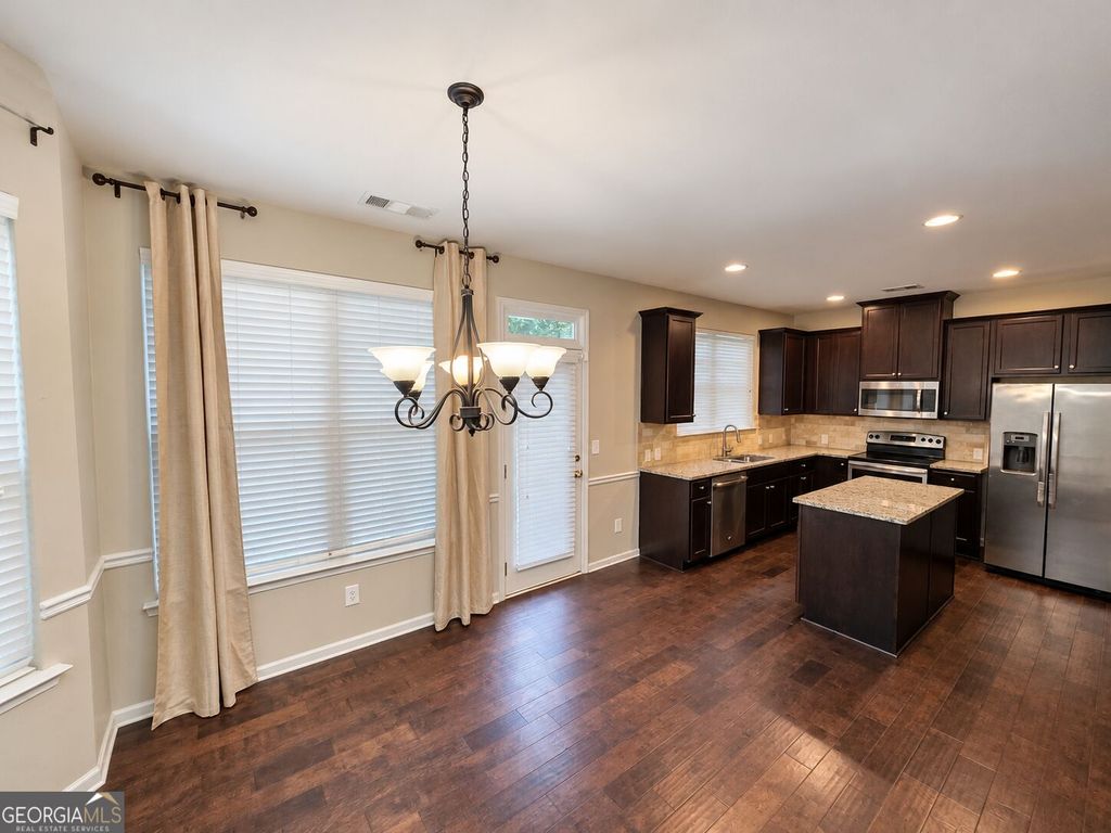 4054 Princeton Lakes Way SW, Atlanta, GA 30331 — photo 3