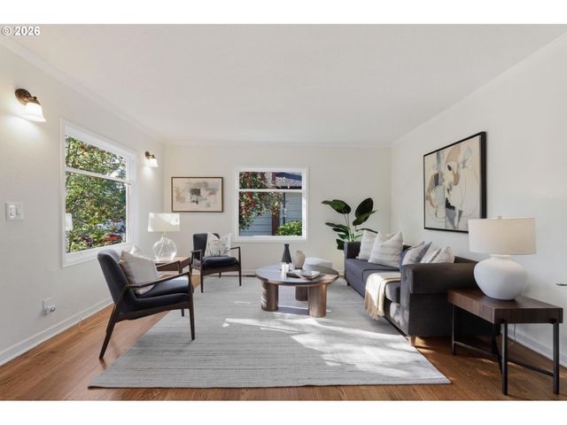 6535 N MARYLAND Ave, Portland, OR 97217