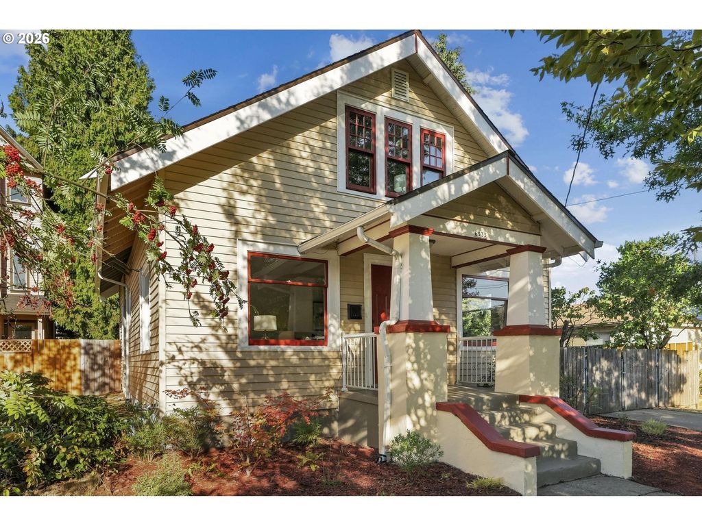6535 N MARYLAND Ave, Portland, OR 97217