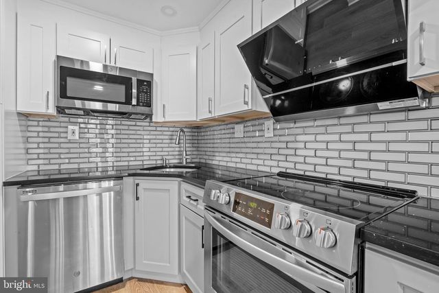 227 SILVERBELL CT, West Chester, PA 19380
