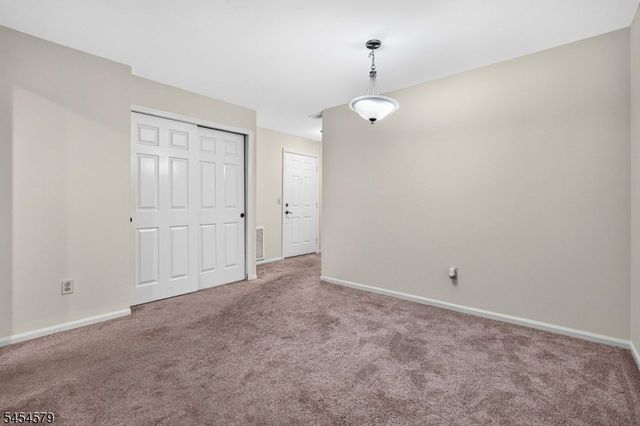 92 Jamestown Rd, Bernards Twp., NJ 07920
