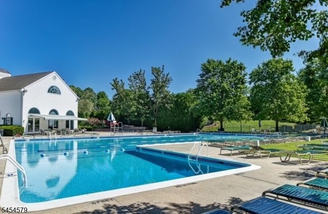92 Jamestown Rd, Bernards Twp., NJ 07920