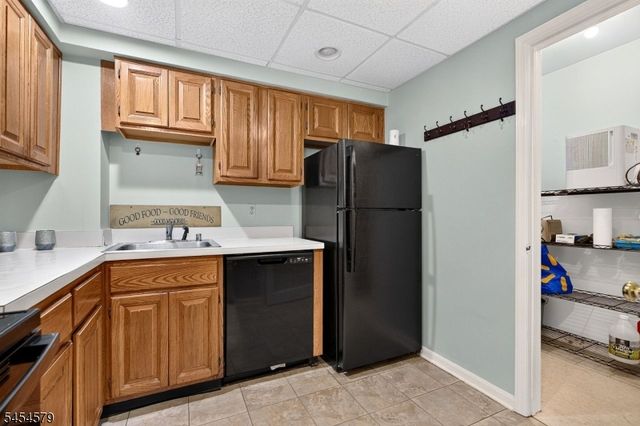 92 Jamestown Rd, Bernards Twp., NJ 07920
