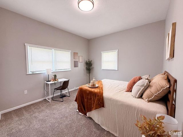 1222 E 7th Street, Muncie, IN 47302