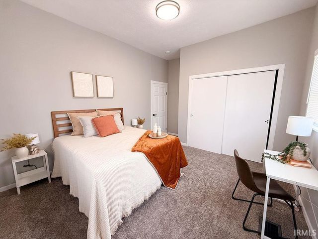 1222 E 7th Street, Muncie, IN 47302