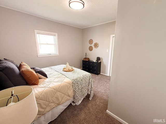 1222 E 7th Street, Muncie, IN 47302