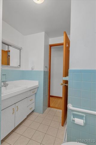 16 Zimmerman Boulevard, Tonawanda, NY 14223