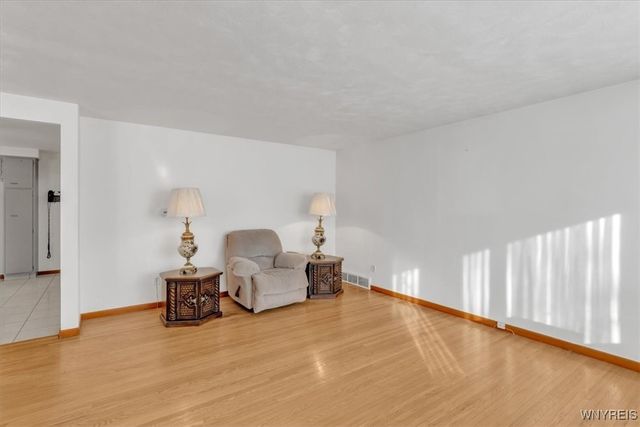 16 Zimmerman Boulevard, Tonawanda, NY 14223