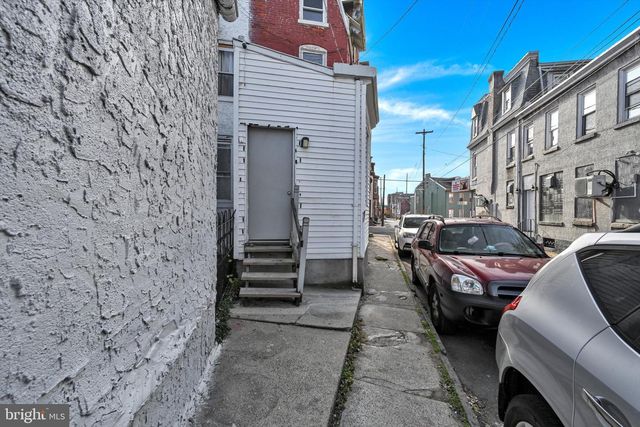 525 BINGAMAN ST, Reading, PA 19602