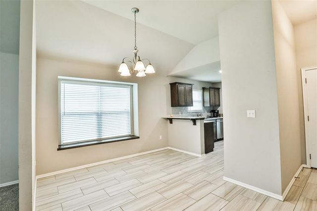 11632 SW 9th Street, Yukon, OK 73099