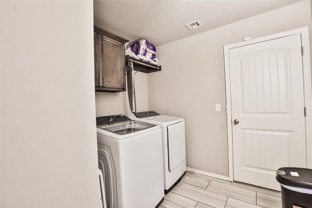 11632 SW 9th Street, Yukon, OK 73099