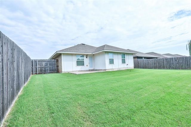 11632 SW 9th Street, Yukon, OK 73099