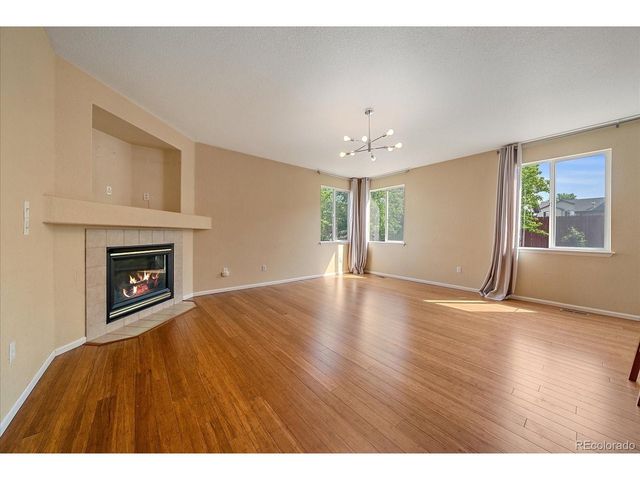 1862 Ute Creek Dr, Longmont, CO 80504