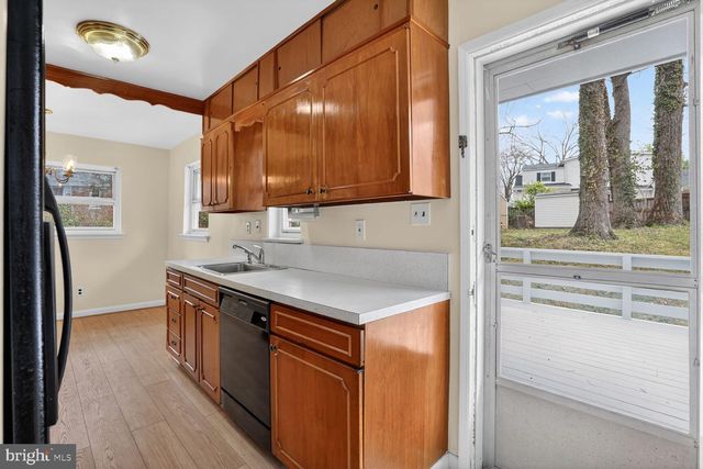 3601 CREST DRIVE, Annandale, VA 22003