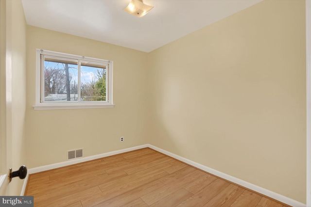 3601 CREST DRIVE, Annandale, VA 22003