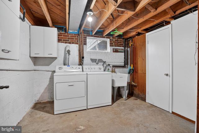 3601 CREST DRIVE, Annandale, VA 22003