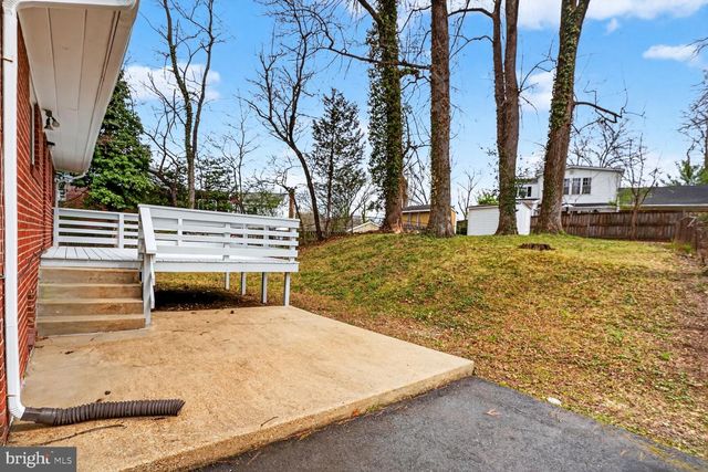 3601 CREST DRIVE, Annandale, VA 22003