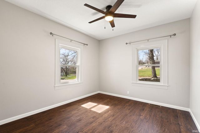 118 W Thornton Street, Paoli, IN 47454