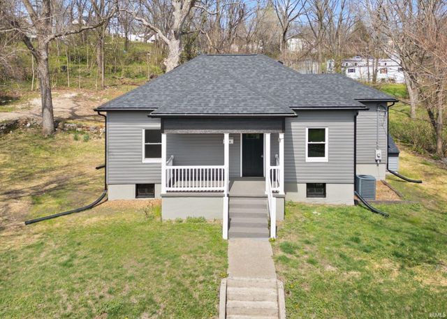 118 W Thornton Street, Paoli, IN 47454