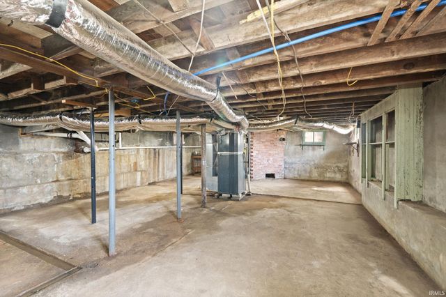 118 W Thornton Street, Paoli, IN 47454