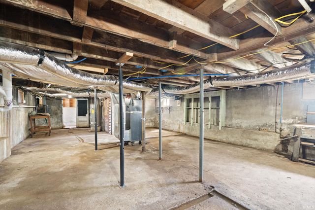 118 W Thornton Street, Paoli, IN 47454